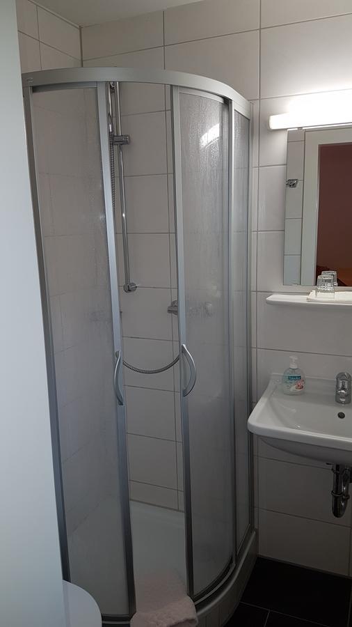 פרייבורג Hotel Gasthaus Roessle מראה חיצוני תמונה