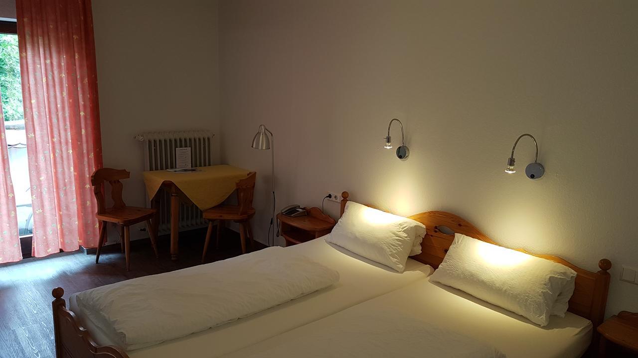 פרייבורג Hotel Gasthaus Roessle מראה חיצוני תמונה